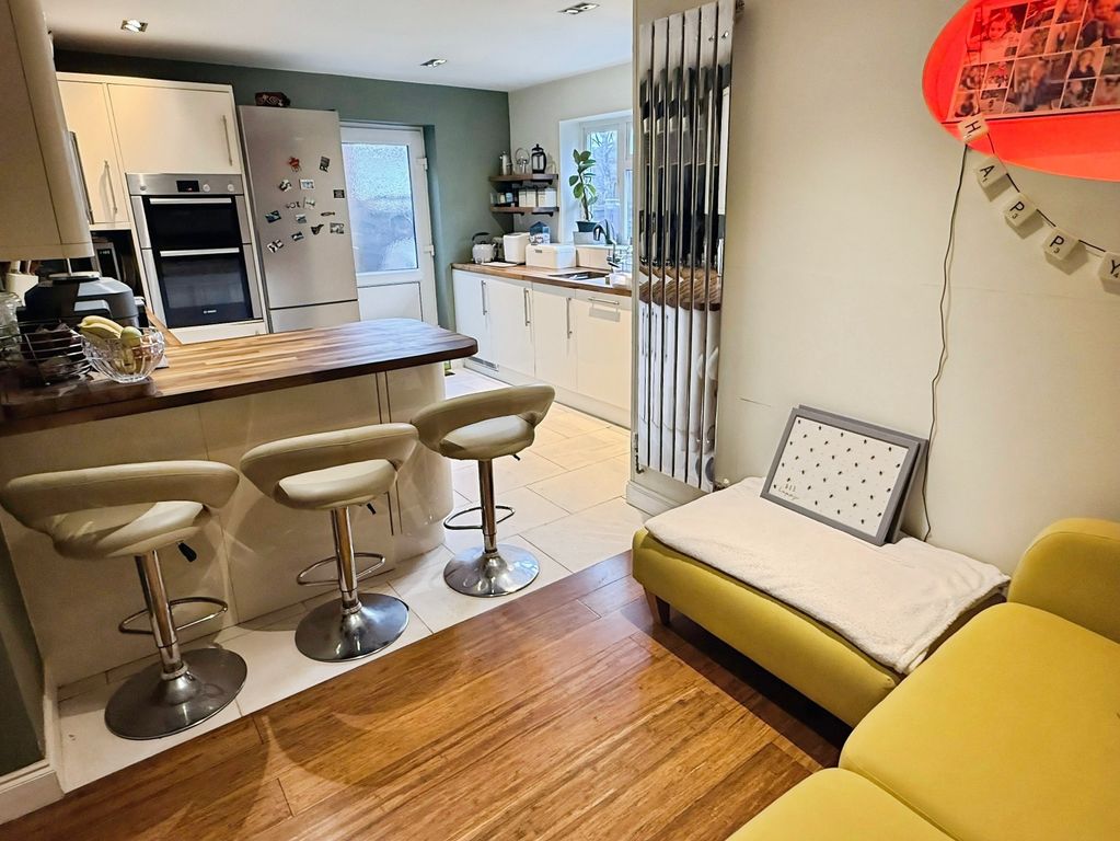 Property photo 2 of 29