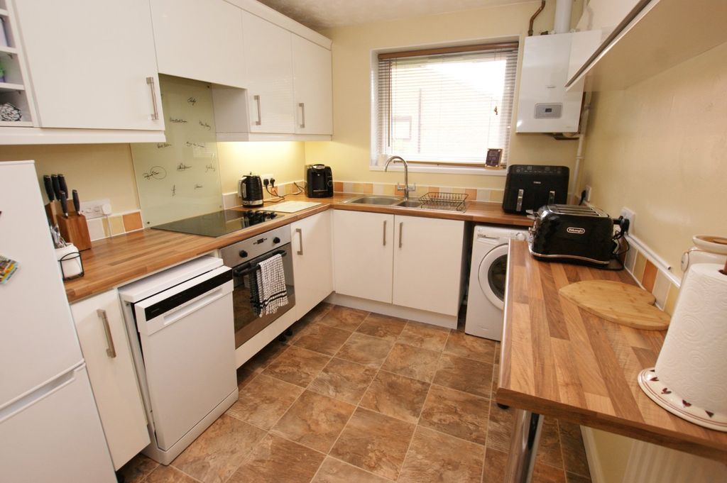 Property photo 3 of 6 Picture No. 04