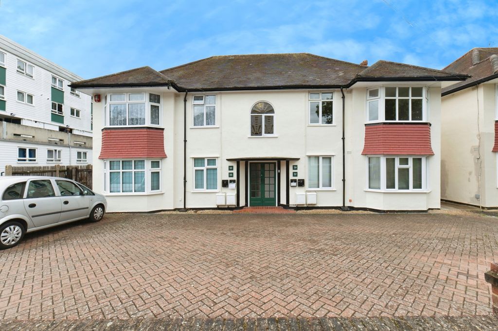 Property photo 2 of 13 Photo