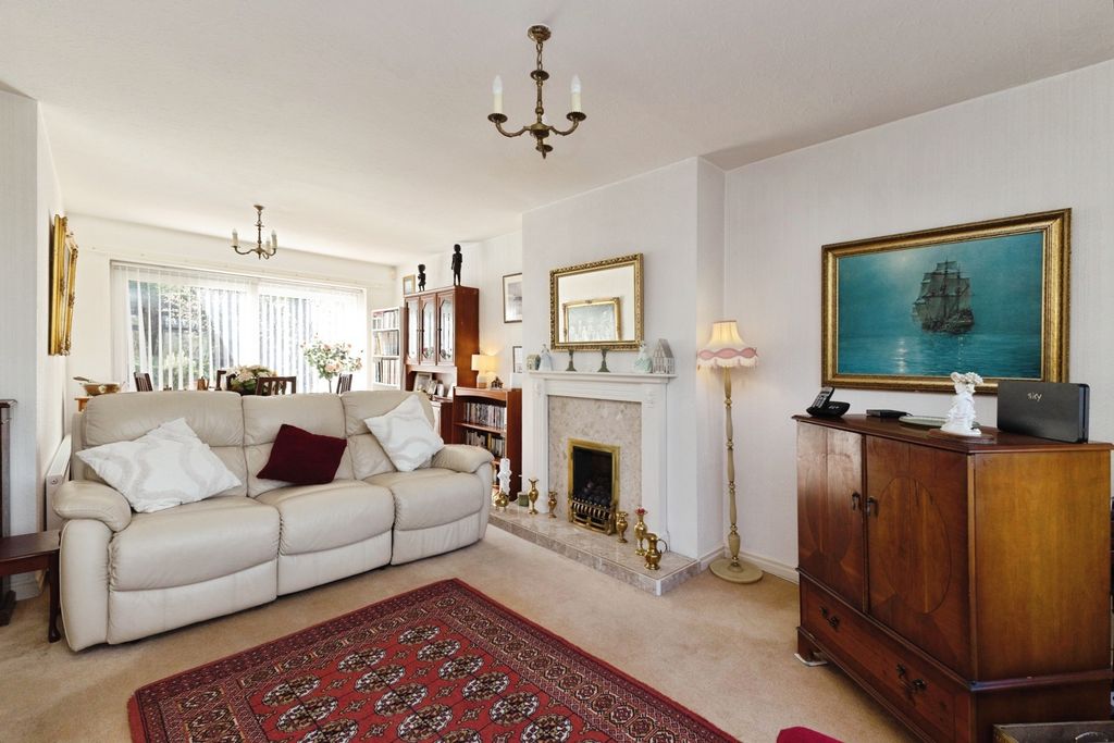 Property photo 3 of 18 Pbox-Img.Jpg