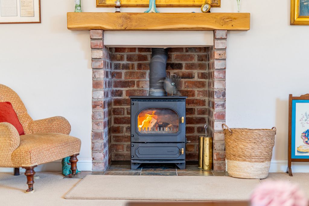 Property photo 3 of 49