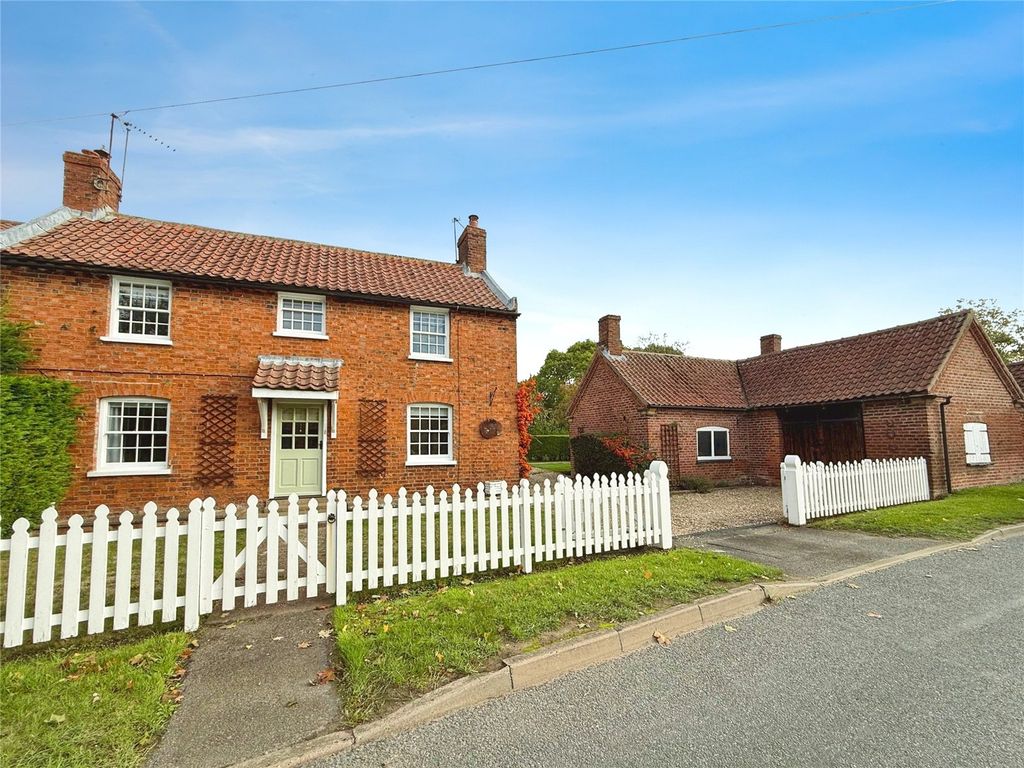 Property photo 1 of 30 Picture No. 08