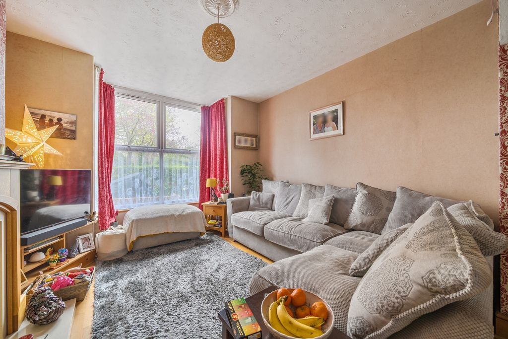 Property photo 2 of 22 1440958-9-69De29Dd41Bf1