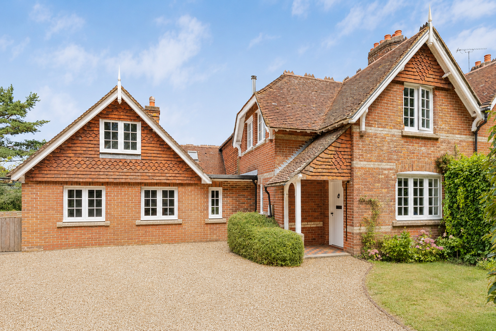 Property photo 1 of 33 0012