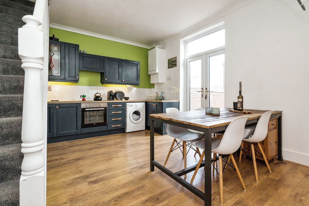 Property photo 3 of 15 Photography