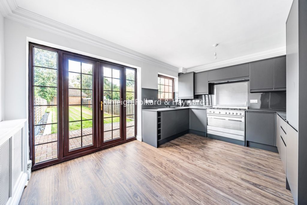 Property photo 1 of 14 6c6B219A-4077-4A1d-9