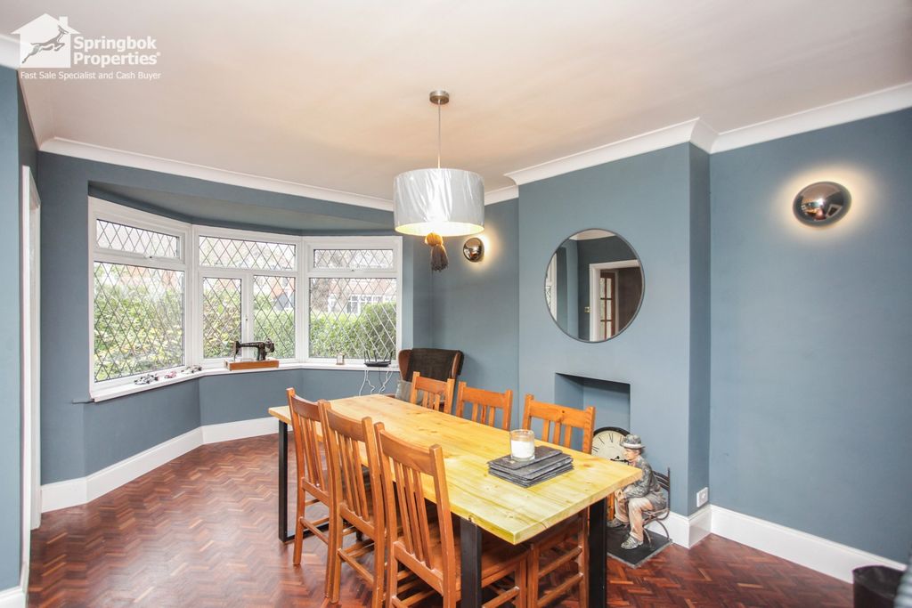 Property photo 3 of 21 Image 2