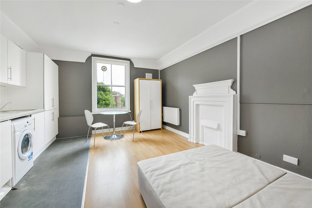 Property photo 1 of 7 Picture No. 11