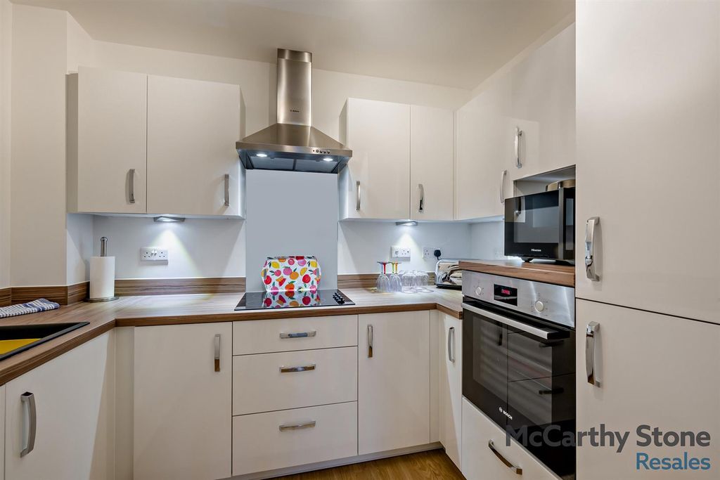 Additional image 8 of 2 bed flat for saleFoundry Place, Off The Gosford Road, Beccles NR34