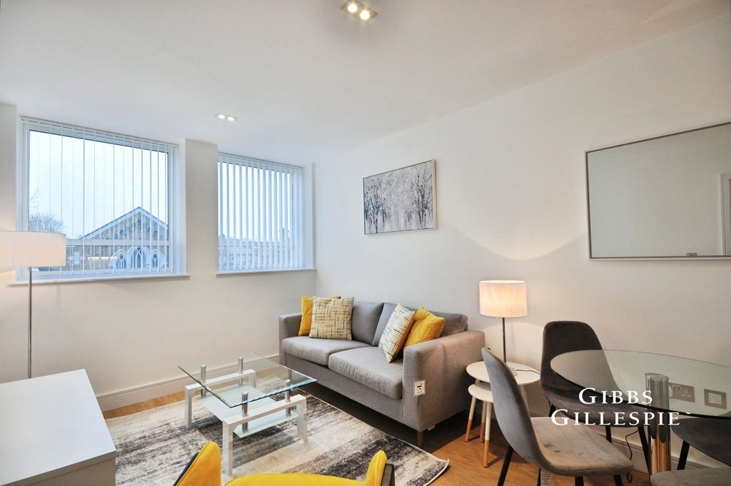 Property photo 1 of 8 Pbox-Img.Jpg