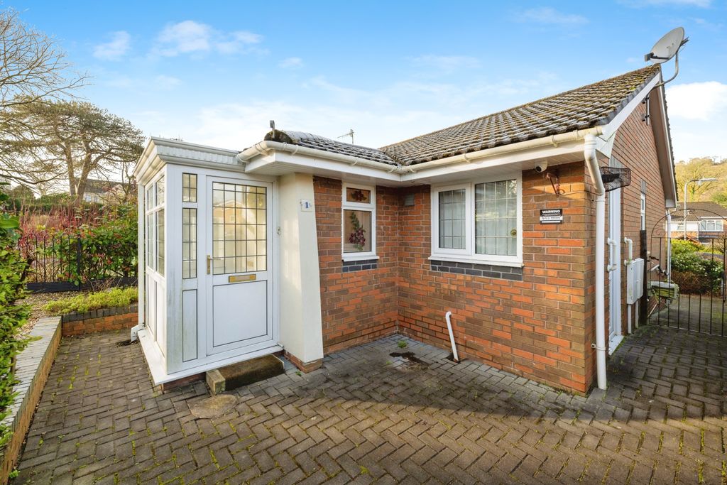 Property photo 3 of 17 Photography