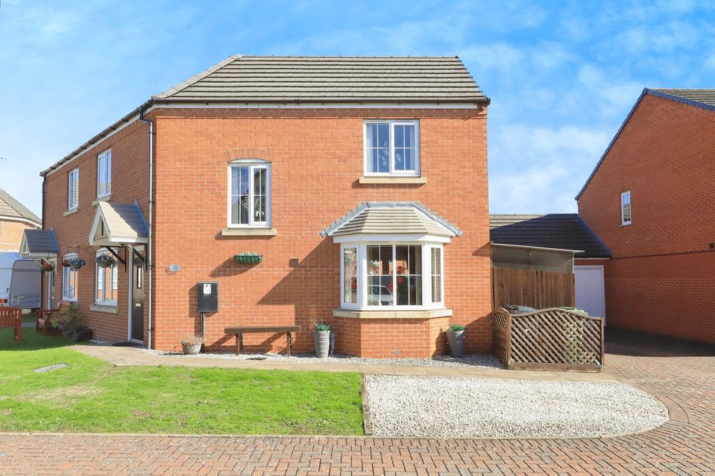 Property photo 1 of 17 Photo