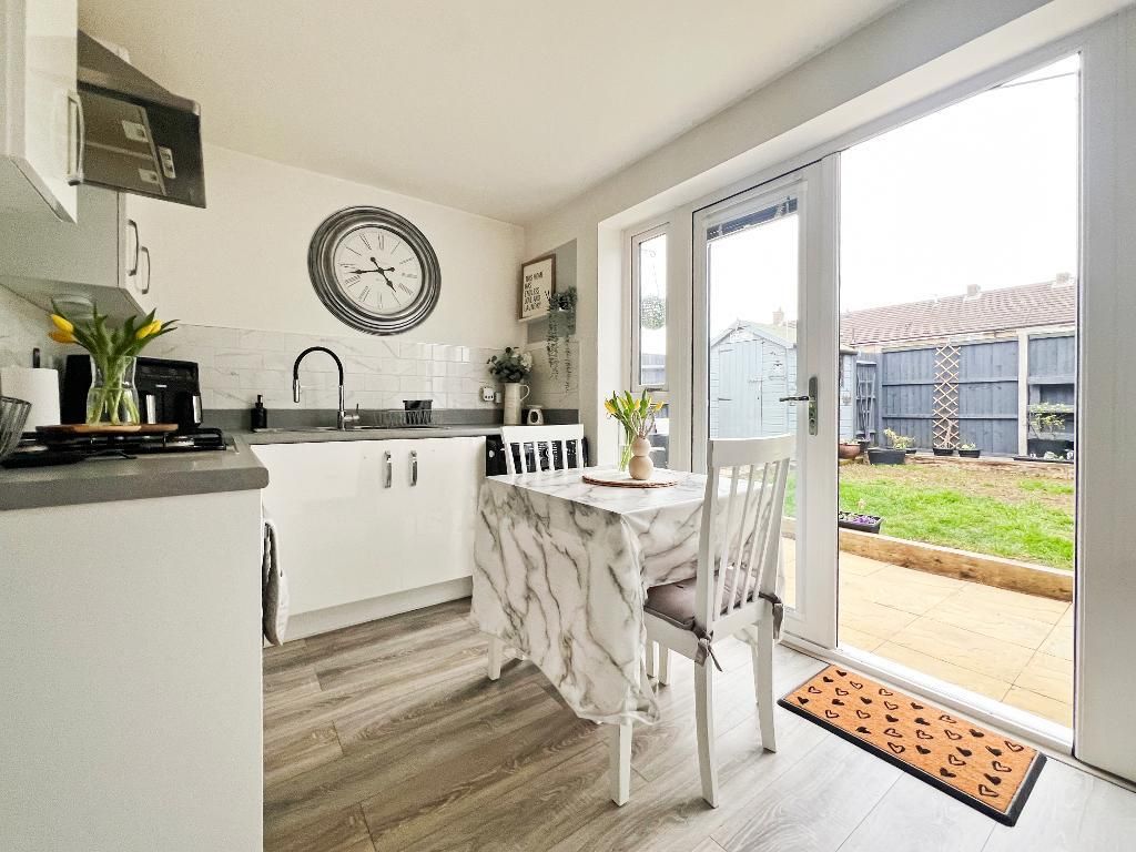 Property photo 2 of 10 Photo 2