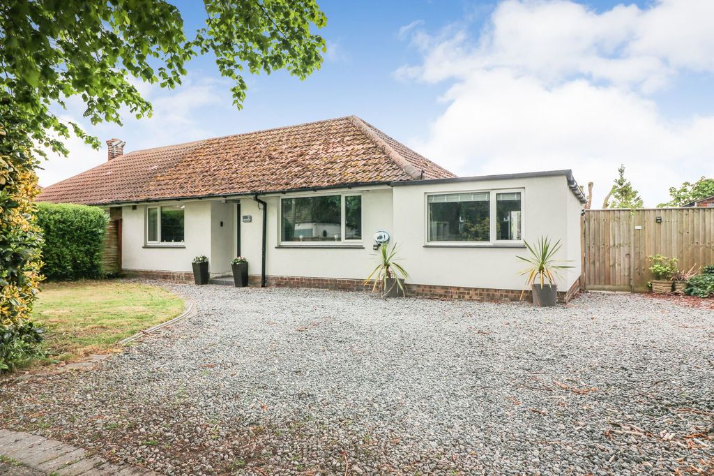 Property photo 1 of 31