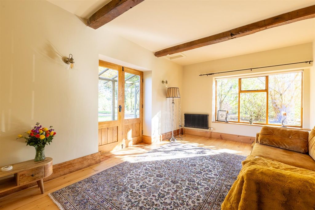 Property photo 2 of 36 Woodsorrelbarn-15.Jpg