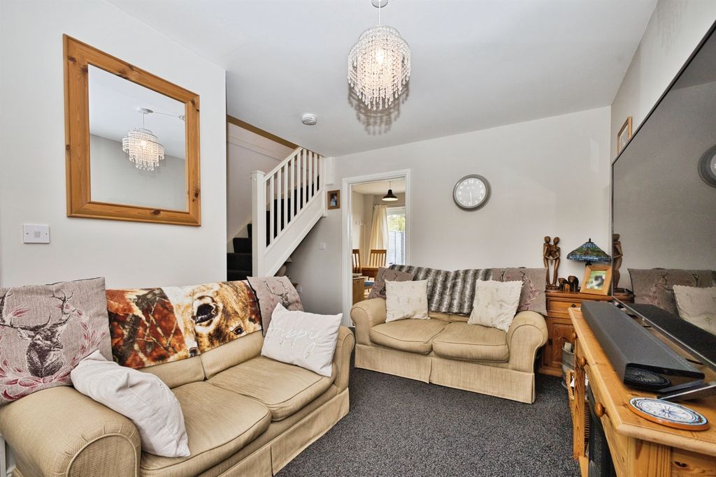 Property photo 3 of 13