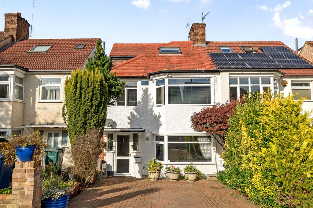 Property photo 1 of 13