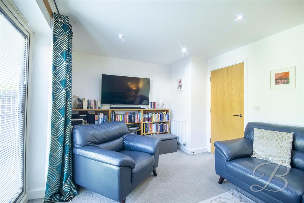Property photo 3 of 31 CC15.Jpg