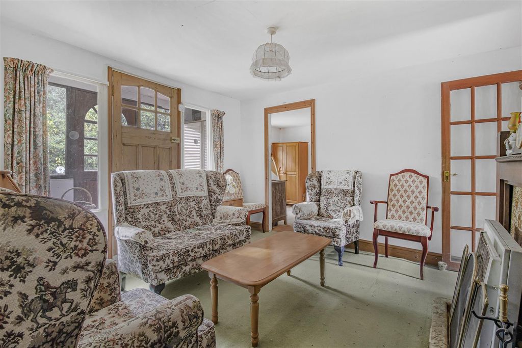 Property photo 3 of 19 37_60849.Jpg