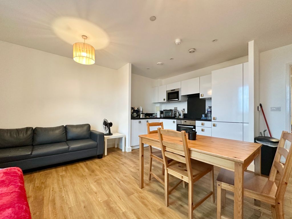 Property photo 2 of 19