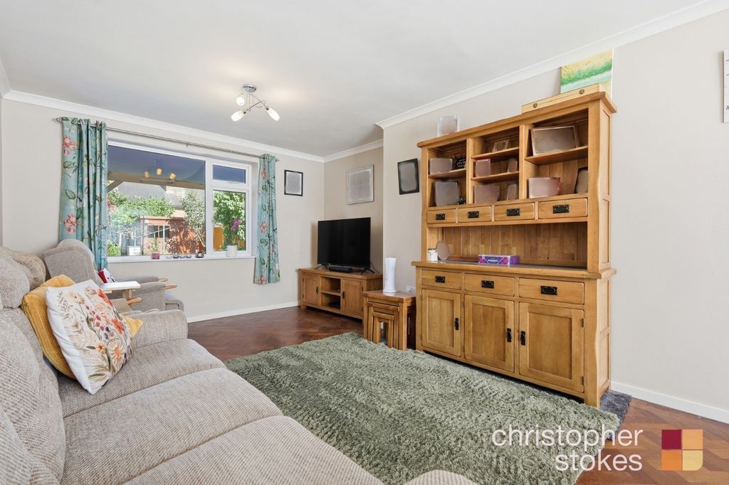 Property photo 3 of 17 5181876