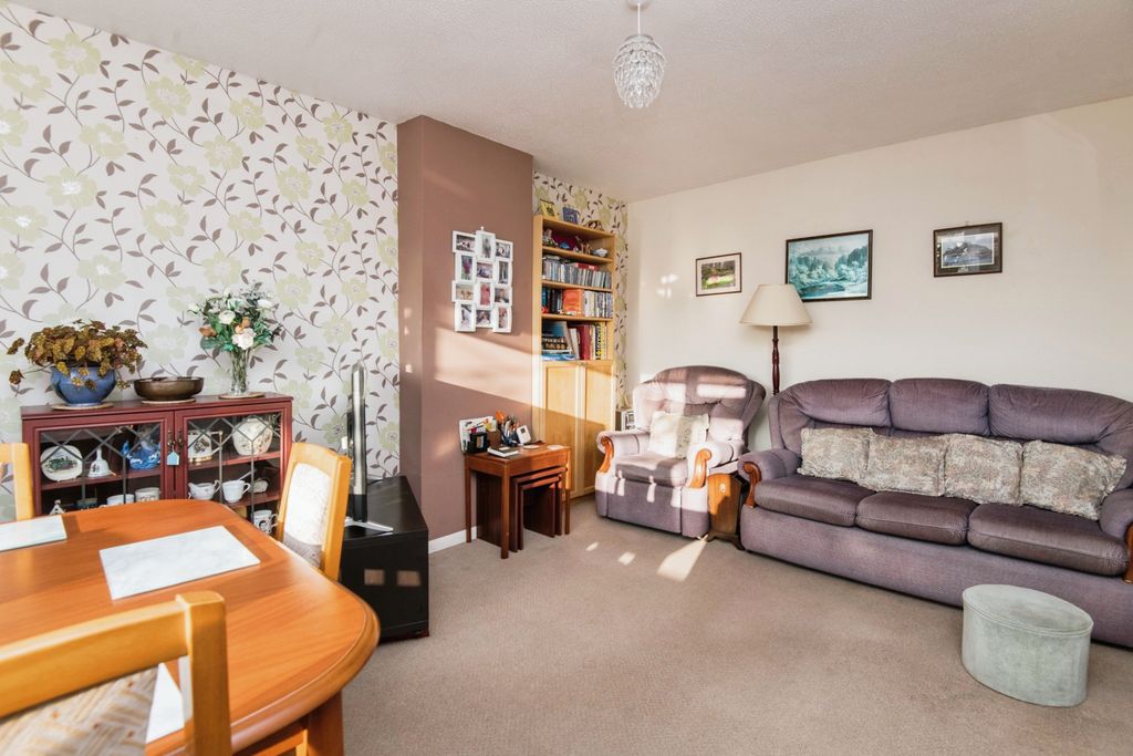 Property photo 2 of 17 Photography