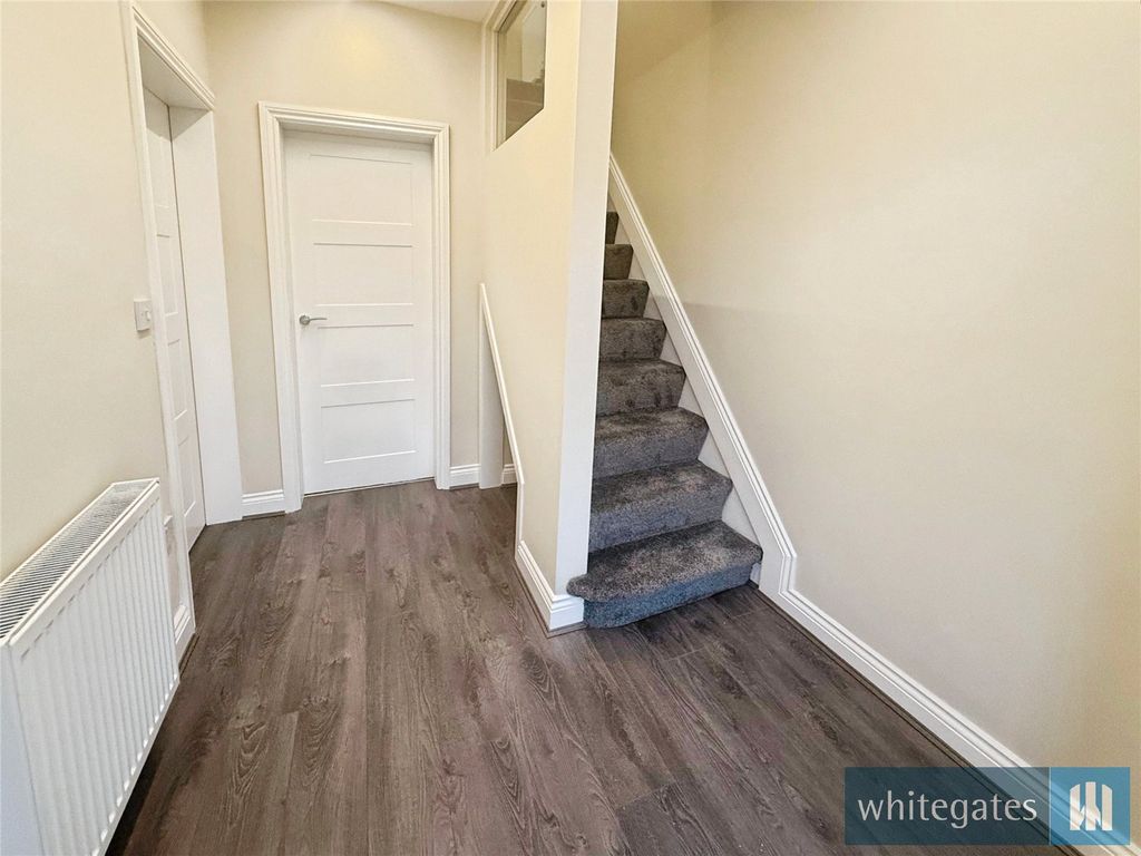 Property photo 3 of 32 Picture No. 32