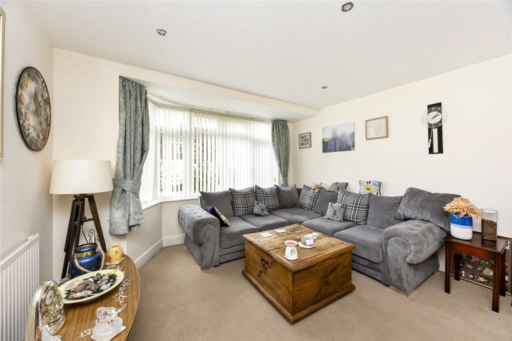 Property photo 3 of 22 Picture No. 03