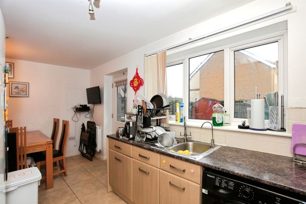 Property photo 3 of 18