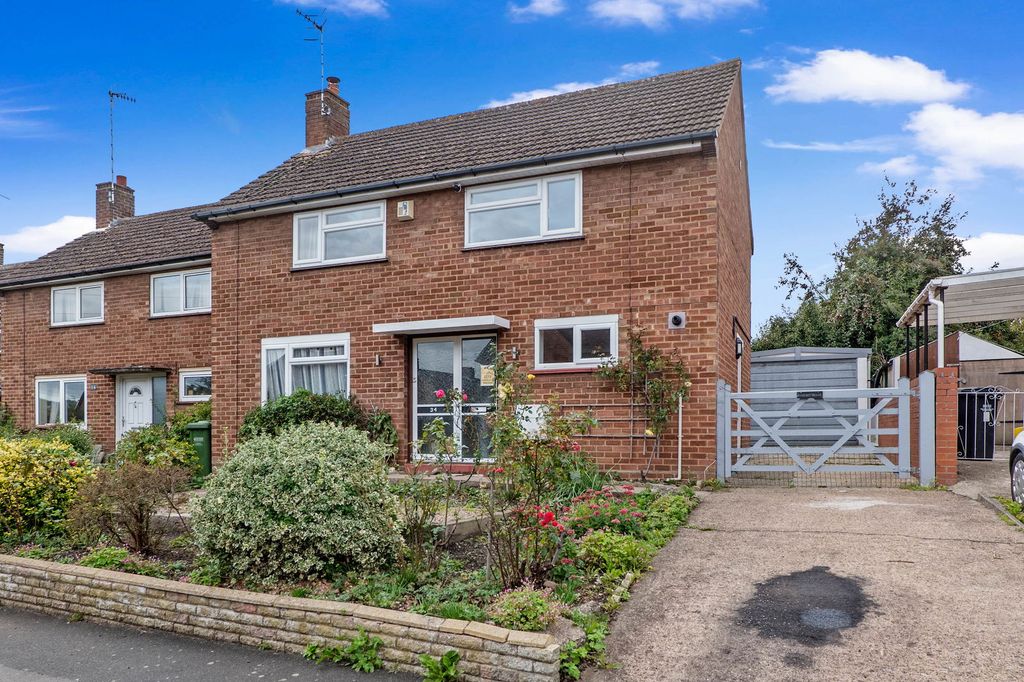 Property photo 1 of 11