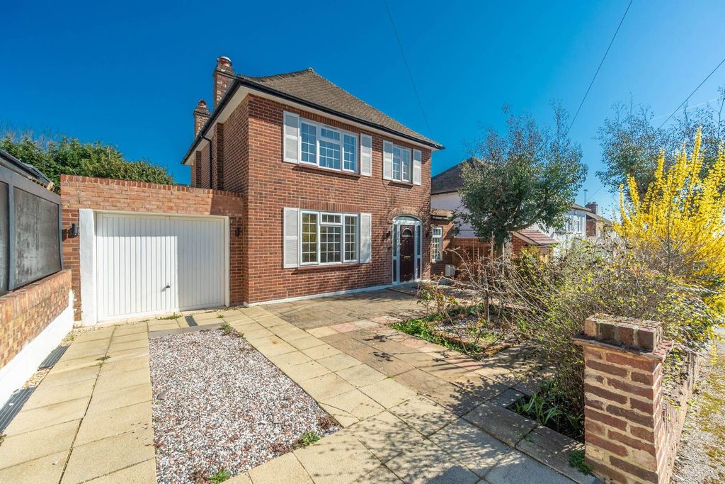 Property photo 1 of 10