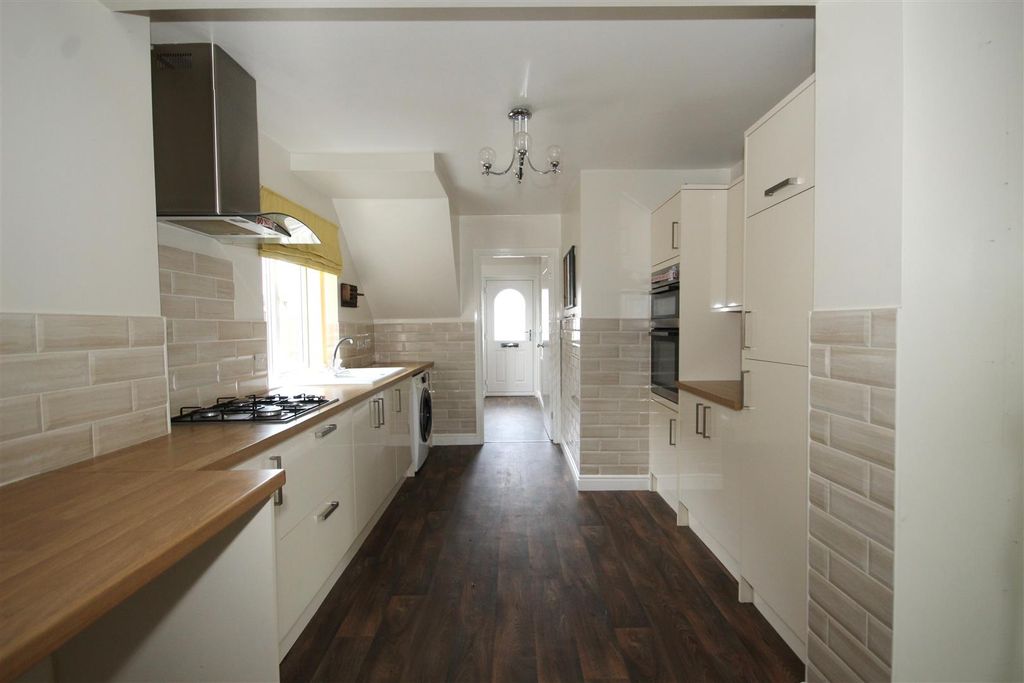 Property photo 3 of 13 Img_2883.Jpg