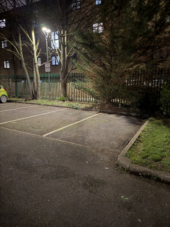 Property photo 3 of 13 Parking