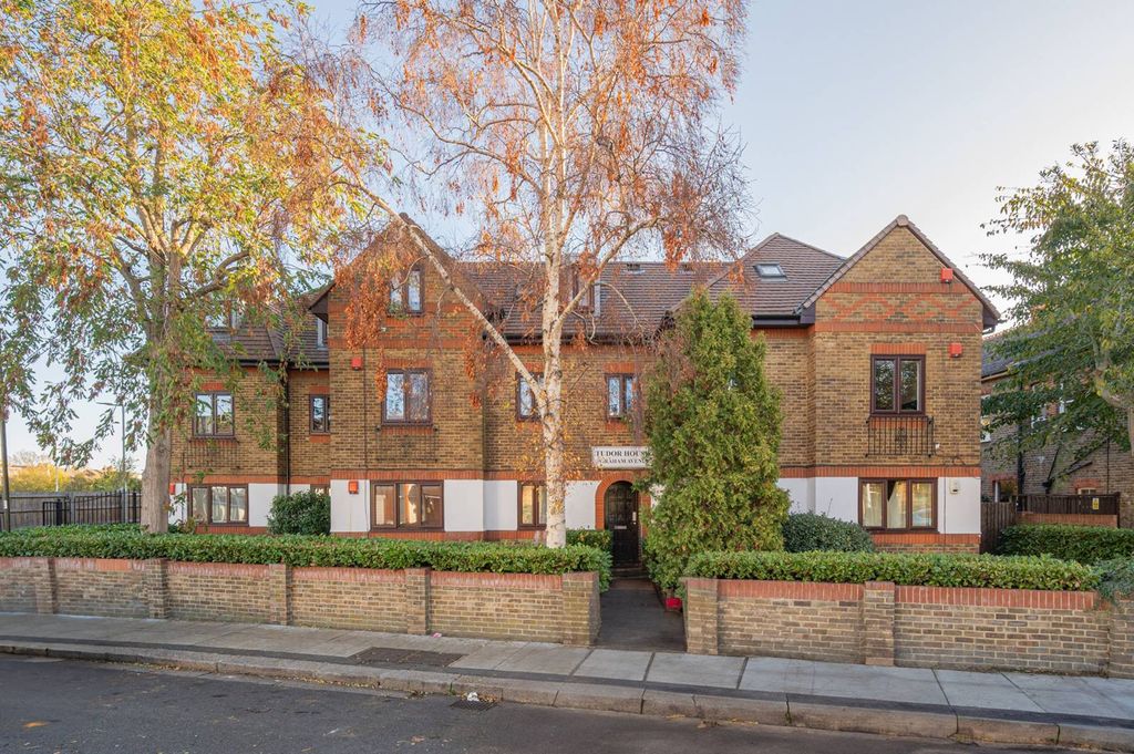 Property photo 3 of 10