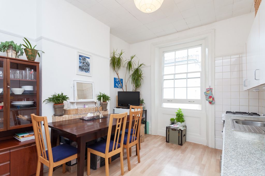 Property photo 2 of 6 2