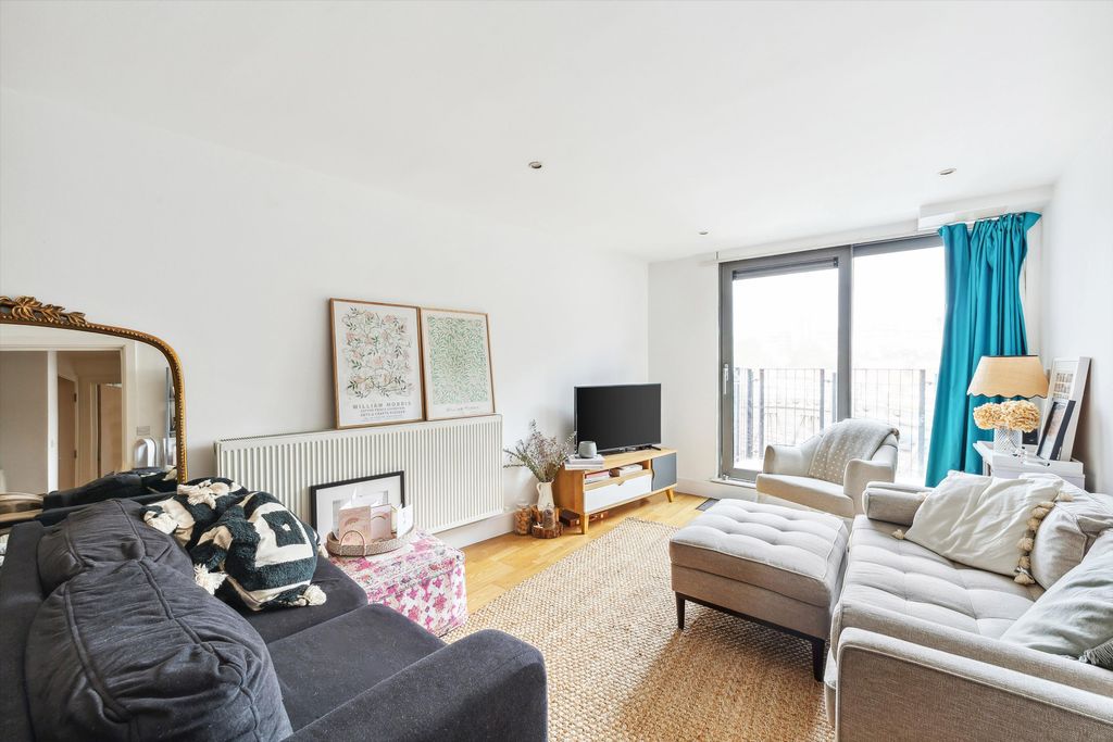 Property photo 1 of 12 Image