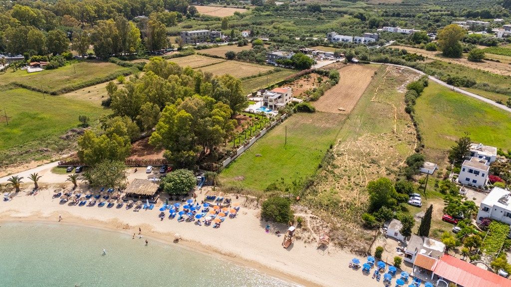 Property photo 2 of 21