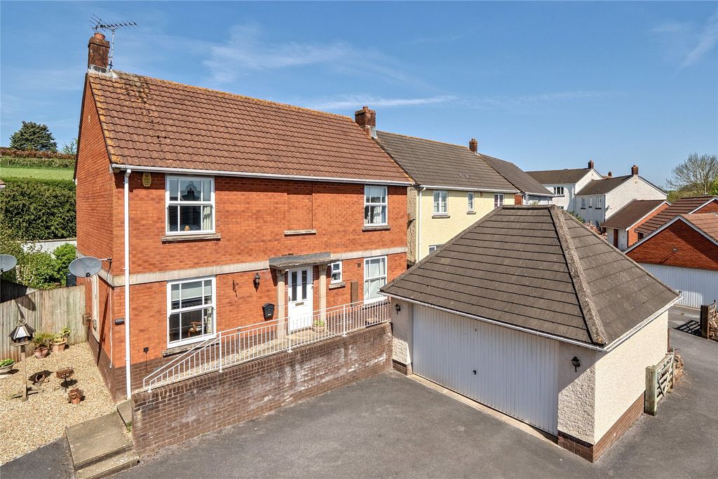 Property photo 1 of 24 Picture No. 02