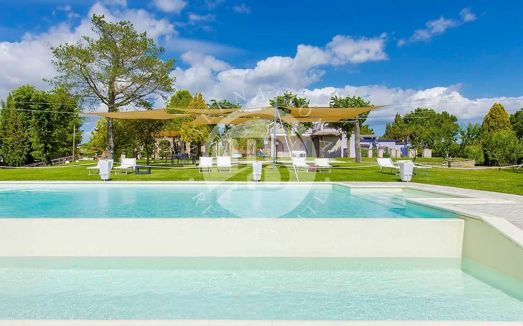 Property photo 3 of 28