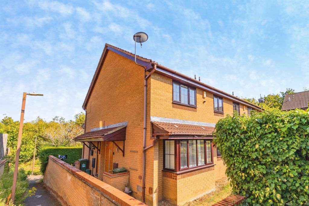 Property photo 1 of 16