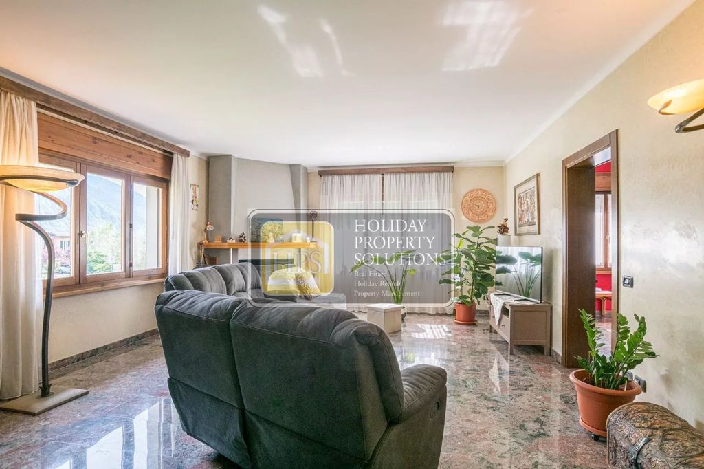 Property photo 3 of 28