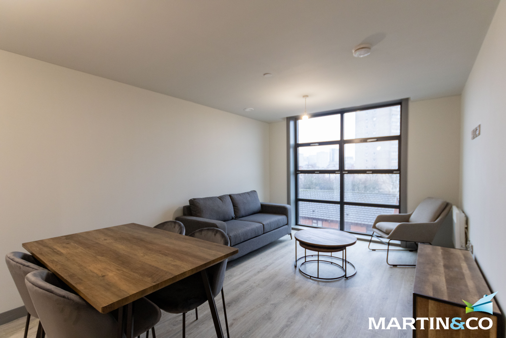 Property photo 3 of 8 Picture2