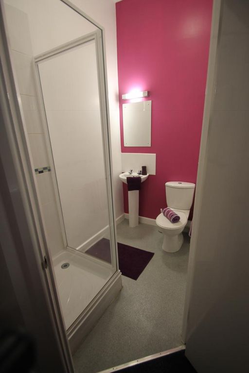 Property photo 3 of 5