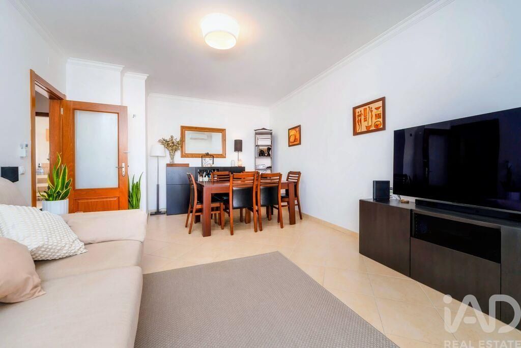 Property photo 2 of 34