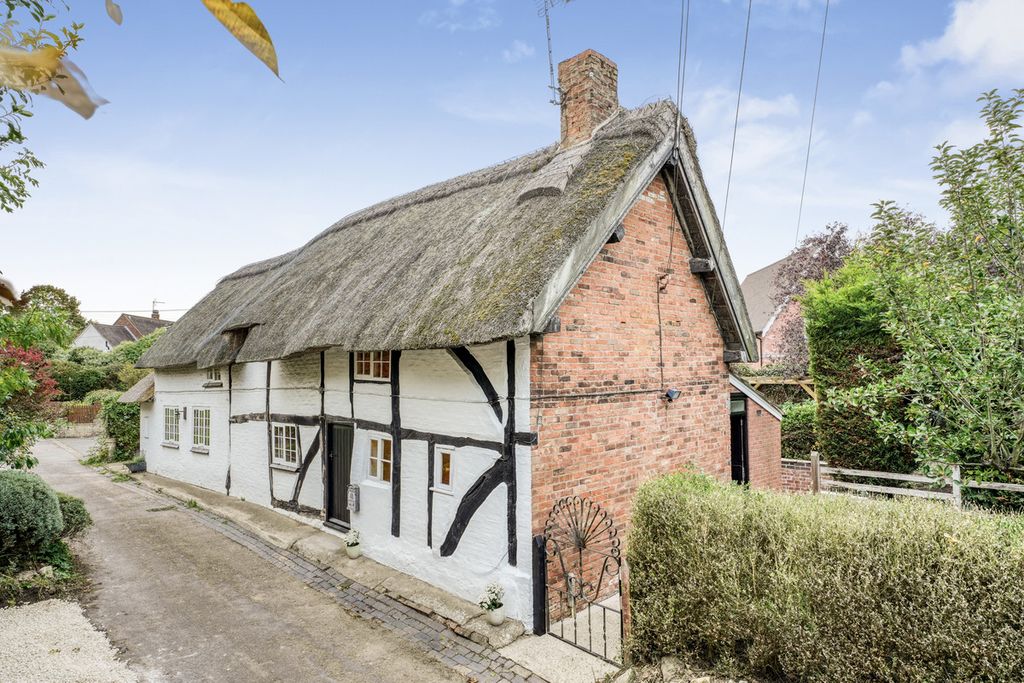 Property photo 2 of 36