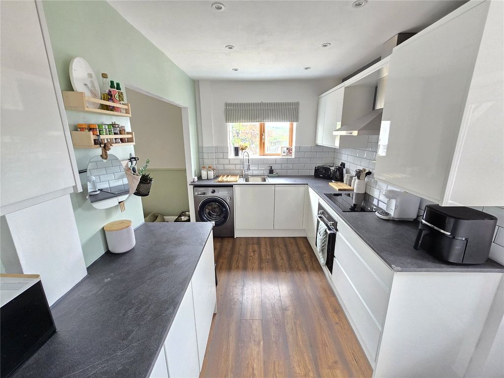 Property photo 3 of 17 Picture No. 08