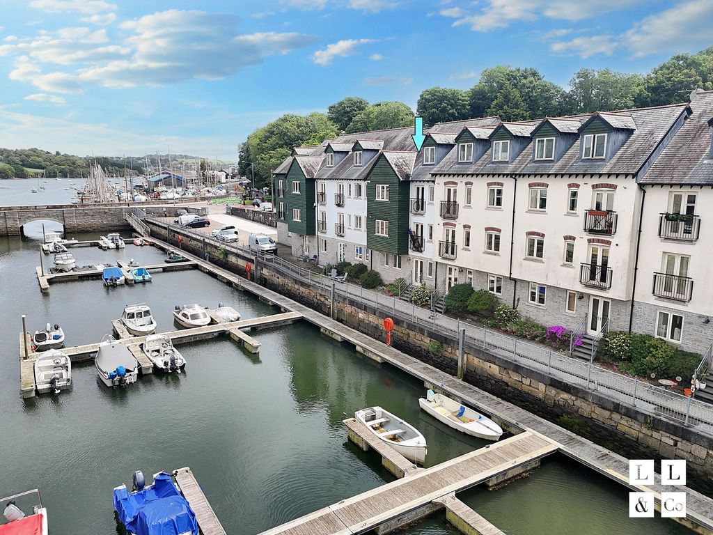 Property photo 1 of 19 Rear Aerial