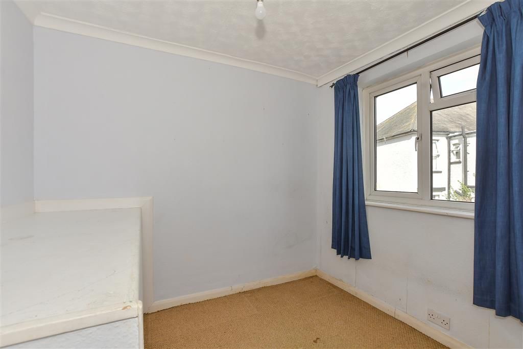 Property photo 3 of 6 Bedroom 2