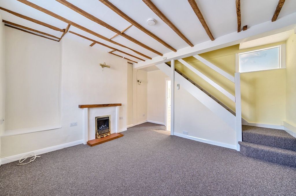 Property photo 3 of 10 Cullompton Seddons