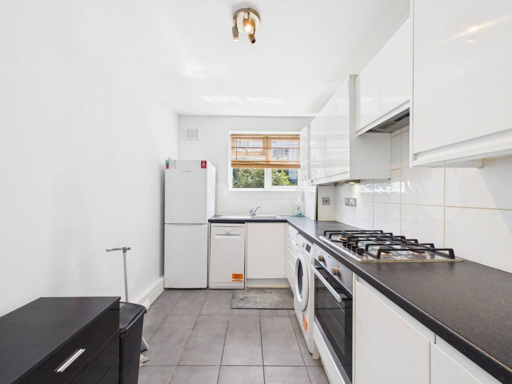 Property photo 3 of 9 5222203